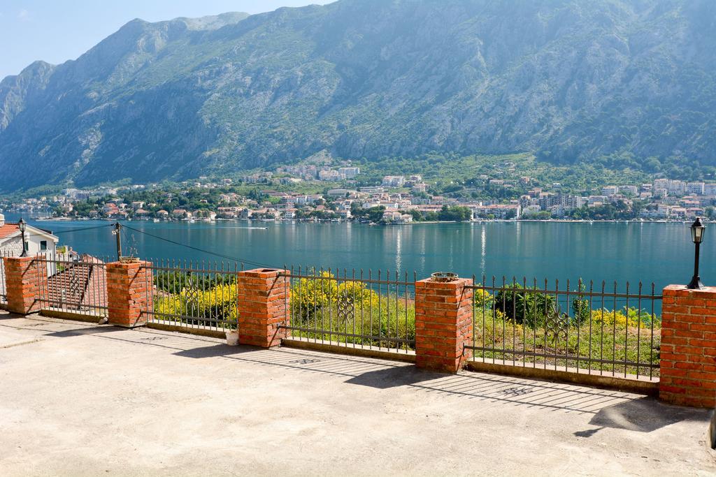 Apartments Panorama Kotor Exteriör bild